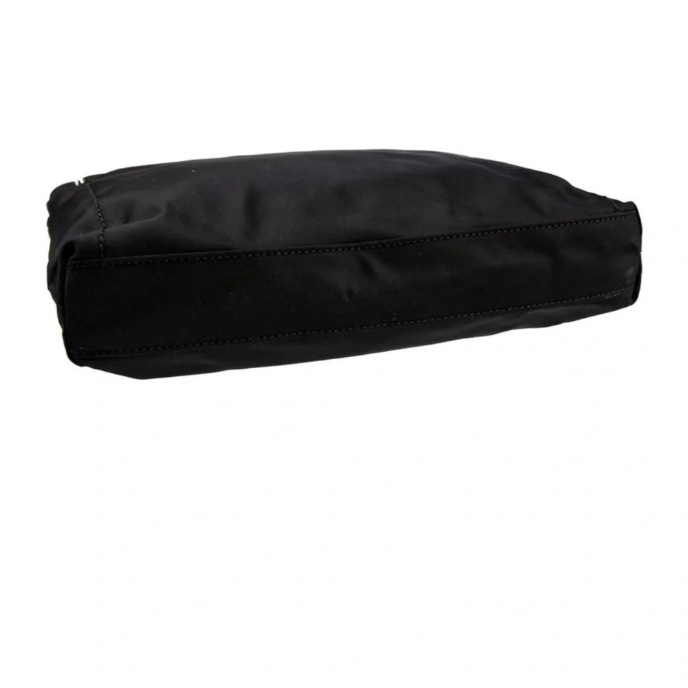 Tumi nylon crossbody bag in black I think it’s the voyager - Picture 16 of 16